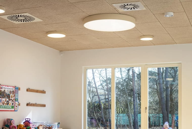 Miejskie przedszkole nr 1 w Józefowie. Proj. Regio Miejskie przedszkole nr 1 w Józefowie. Proj. Regio