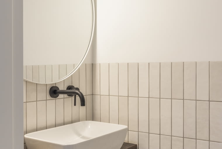 PROJEKT: Rodzinny dom na siedmiu poziomach PROJEKT: Rodzinny dom na siedmiu poziomach