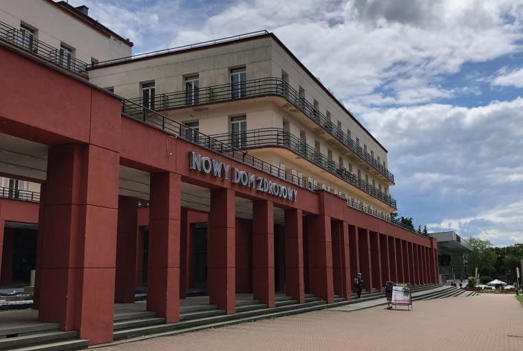 Nowy Dom Zdrojowy w Krynicy-Zdroju Nowy Dom Zdrojowy w Krynicy-Zdroju