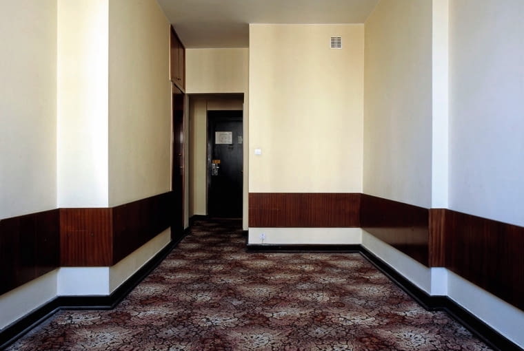 Ambasada, 50 x 50 cm, 2008