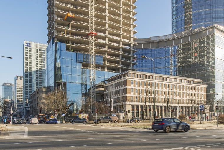 The Bridge w Warszawie w trakcie budowy