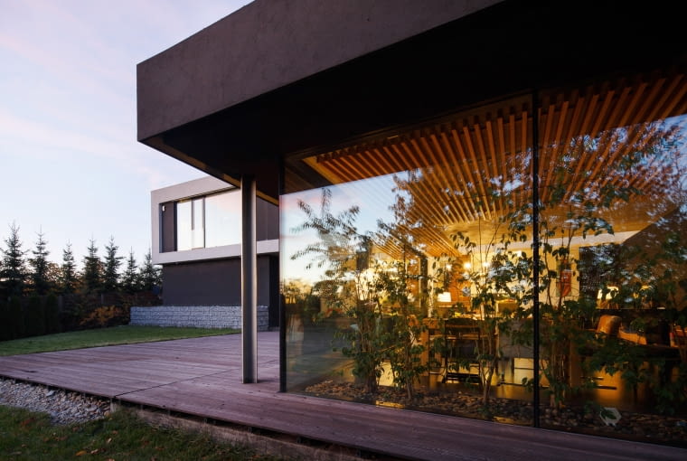 Dom z prześwitem. Proj. RS+ Robert Skitek Dom z prześwitem. Proj. RS+ Robert Skitek