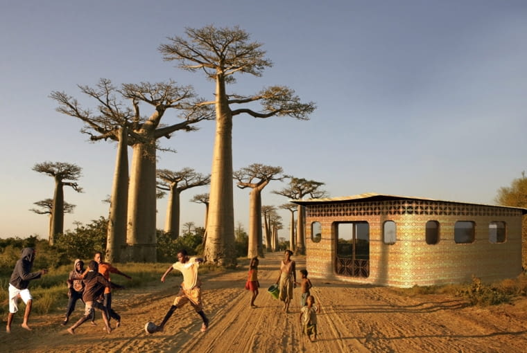 Szkoła wydrukowana na drukarce 3D na Madagaskarze. Proj. Studio Mortazavi Szkoła wydrukowana na drukarce 3D na Madagaskarze. Proj. Studio Mortazavi