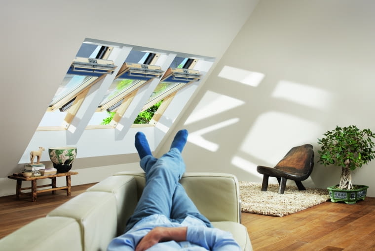 Zewnętrzne osłony tekstylne łączą minimalistyczny design z wysokoefektywną ochroną przed promieniowaniem cieplnym i olśnieniem