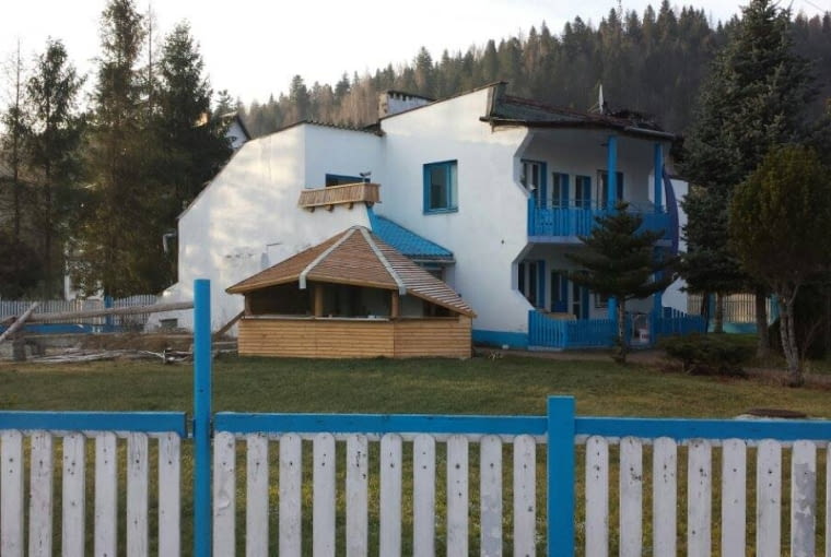 I Gehry z Suchej Beskidzkiej