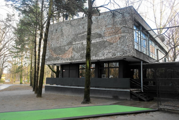 12.02.2016 Warszawa . Powisle . Klub Syreni Spiew Fot. Jacek Marczewski / Agencja Gazeta ZDJĘCIE DO WKŁADKI: DLOWA Strony Lokalne Warszawa