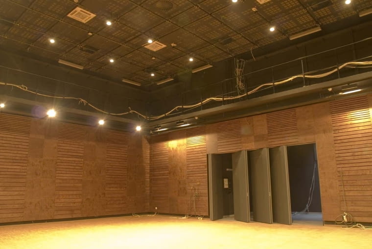 Dzielnicowe Centrum Kultury na Ursynowie - sala wielofunkcyjna Dzielnicowe Centrum Kultury na Ursynowie - parter