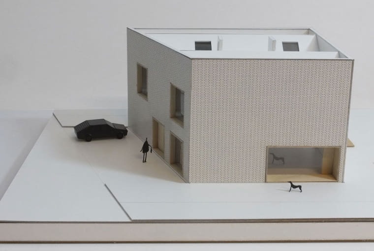 Makieta domu jednorodzinnego w Warszawie o powierzchni użytkowej 265 mkw.