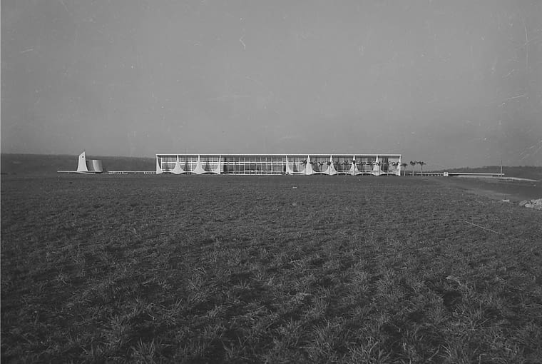 Palácio da Alvorada w Brasilii. Proj. Oscar Nemeyer