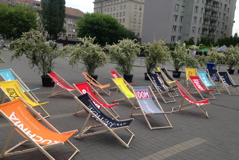 Piknik "Polub czasopisma". Wśród kolorowych leżaków warto odnaleźć "domosferowy"! polub czasopisma, piknik polub czasopisma. piknik na czerskiej, rekacja