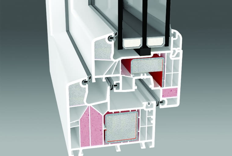 Propozycja 2. System: Ideal 8000 Passiv Line Plus, profil sześciokomorowy, z trzema uszczelkami; dodatkowo piana poliuretanowa i kształtki styropianowe Kolor: biały Pakiet szybowy: energooszczędny dwukomorowy; Ug = 0,5 W/(m2K), g = 50%, Lt = 72%; zabezpieczenie każdego skrzydła - 4 zaczepy antywyważeniowe i klamka Hoppe Secustic; Uw = 0,69-0,86 W/(m2K) Cena: 7850 zł