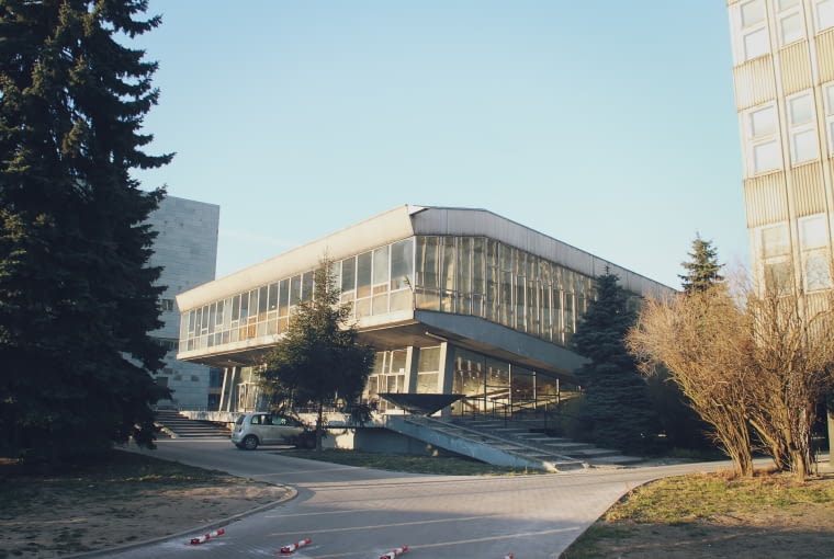 Budynek Audytorium Wydziału Chemii Uniwersytetu Wrocławskiego Budynek Audytorium Wydziału Chemii Uniwersytetu Wrocławskiego