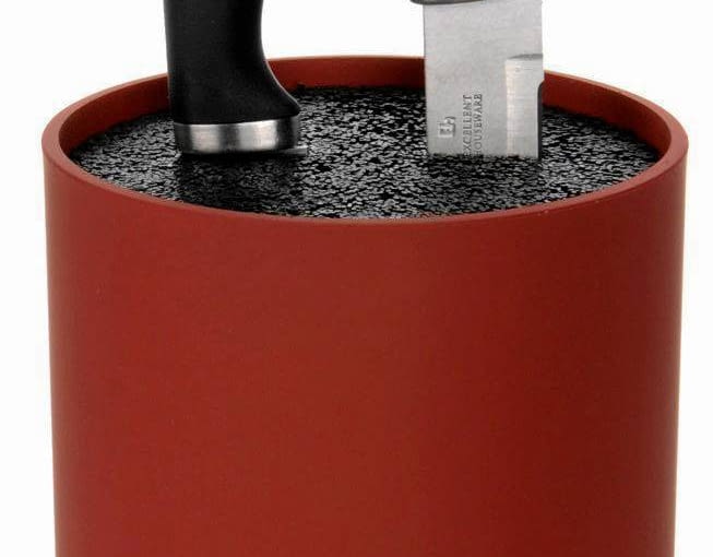 BLOKI NA NOŻE. Tworzywo sztuczne, dekoracjadomu.pl, 49 zł