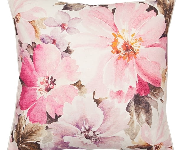 Zara Home - poszewka w kwiaty: 99 zł. zara home, nowości, wiosenne dodatki we wnętrzach, 2014, trendy, dodatki, wnętrzarskie dodatki, akcesoria