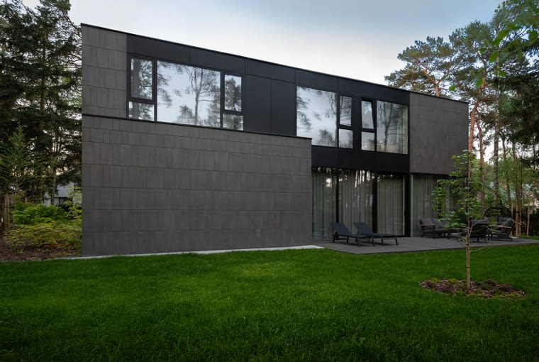 Dom na Orzechowej w Józefowie. Proj. PAWEL LIS ARCHITEKCI Dom na Orzechowej w Józefowie. Proj. PAWEL LIS ARCHITEKCI