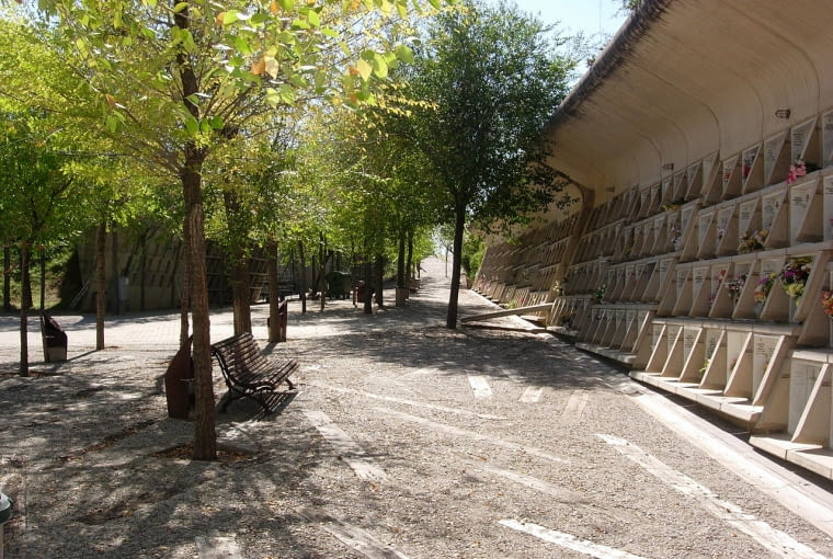 Igualda - cmenarz. Proj.  Enric Miralles i Carme Pinós