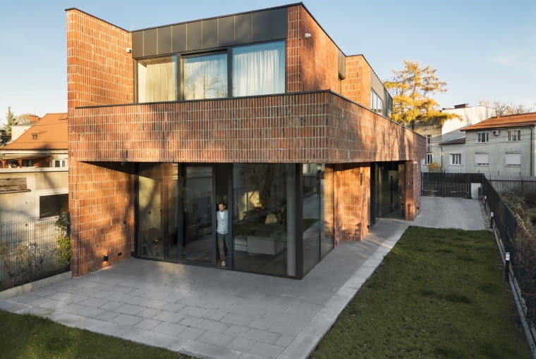 Skinny House w Warszawie. Proj. PAWEL LIS ARCHITEKCI Skinny House w Warszawie. Proj. PAWEL LIS ARCHITEKCI