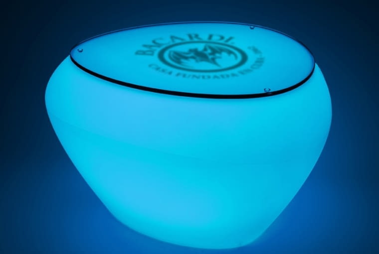 Stolik Teaser LED – Lonc, różne kolory, 2599 zł, dutchhouse.pl meble wielofunkcyjne