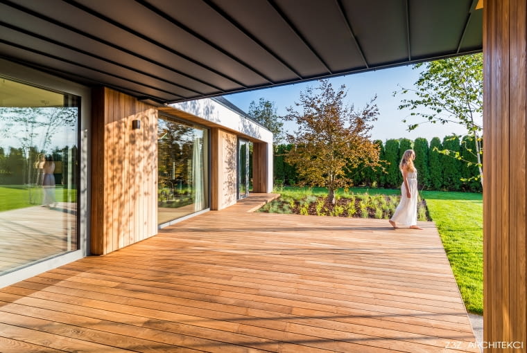 Dom Gwiazda pod Warszawą. Proj. Z3Z Architekci Dom Gwiazda pod Warszawą. Proj. Z3Z Architekci