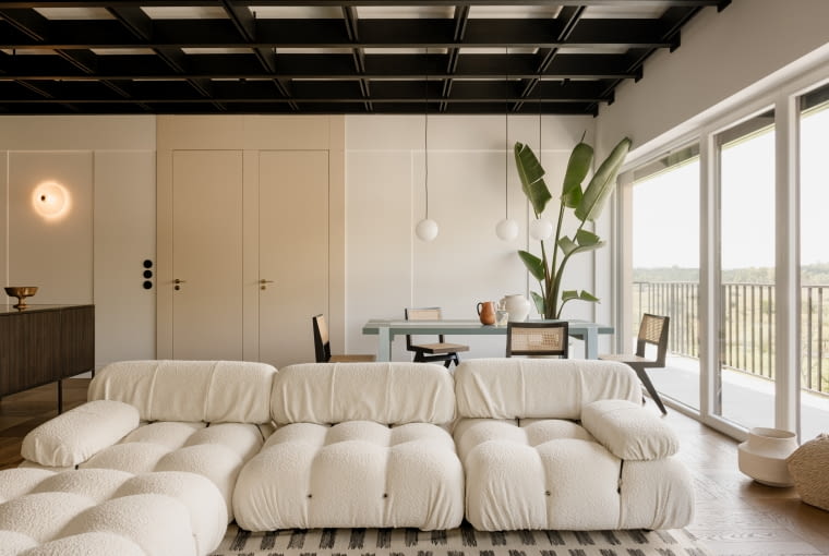 PROJEKT: Cisza materiałów, muzyka proporcji