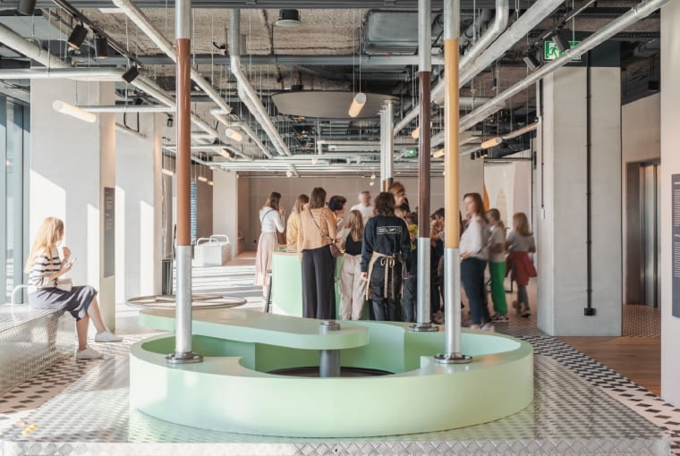 Muzeum Fabryka Czekolady E.Wedel- zwycięzca kategorii "Architektura komercyjna" (ex aequo) oraz laureat nagrody mieszkańców; Muzeum Fabryka Czekolady E.Wedel- zwycięzca kategorii "Architektura komercyjna" (ex aequo) oraz laureat nagrody mieszkańców;