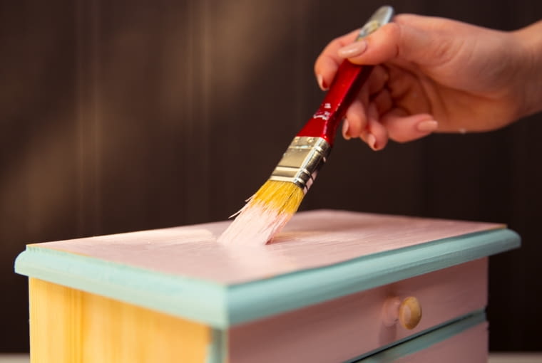 Śnieżka Moje Deko Śnieżka wypuściła kolekcję farb Moje Deko do projektów DIY