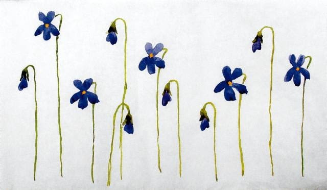 DEKORACJE: ZAKWITŁY FIOŁKI. Łodyżki to przyszyte kawałki cienkiego zielonego sznureczka. MOTYW FIOLKA