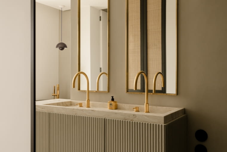 PROJEKT: Cisza materiałów, muzyka proporcji