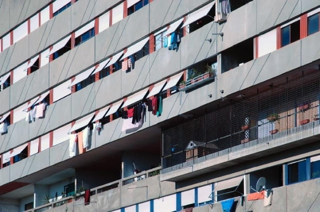 Kompleks mieszkalny Corviale na przedmieściach Rzymu. rzym, corviale, le corbusier, blok, modernizm