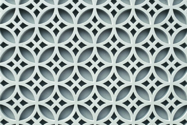 Zanim powstaną betonowe płyty o dekoracyjnej fakturze, projektanci muszą posłużyć się specjalną matrycą. Jak ta o pięknym orientalnym wzorze. reckli.com