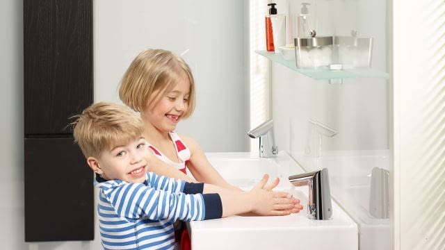 Współcześnie produkowane baterie kuchenne czy łazienkowe oferują wiele funkcjonalności Współcześnie produkowane baterie kuchenne czy łazienkowe oferują wiele funkcjonalności