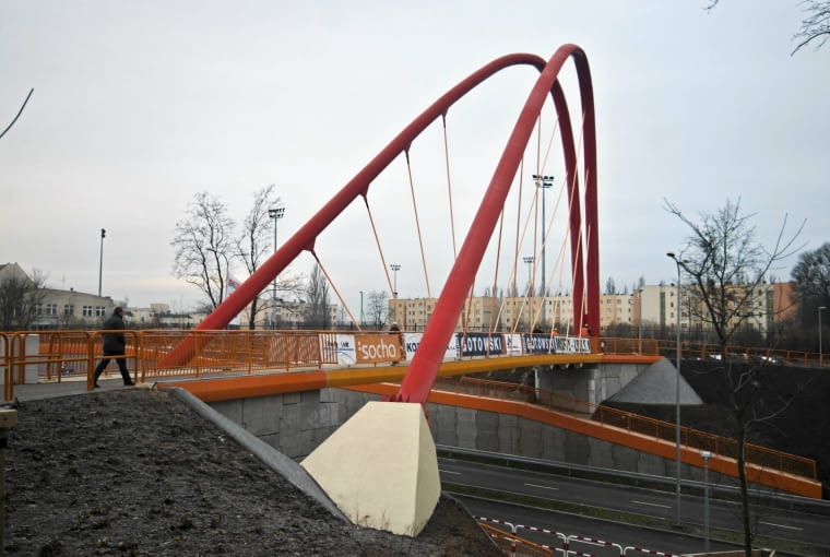 10.12.2013 Bydgoszcz . Trasa Uniwersytecka na dwa dni przed otwarciem . Fot. Tymon Markowski / Agencja Gazeta