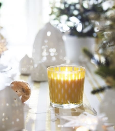 Święta w IKEA: VINTERMYS świeca zapachowa w szkle. Cena: 9,99 zł. Ikea, święta, boże narodzenie, nowości, świąteczne dodatki