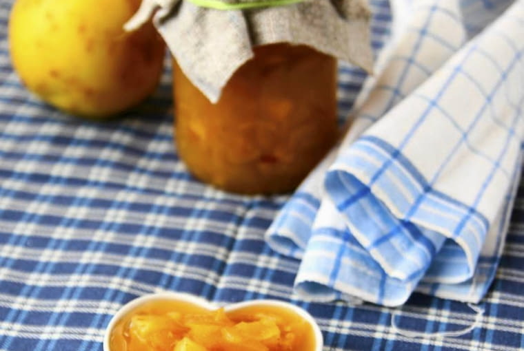 Przetworzone owoce pigwowca zachowują podobny do cytryny zapach Przetworzone owoce pigwowca zachowują podobny do cytryny zapach