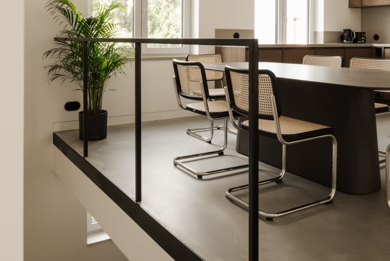 Przebudowa bliźniaka z lat 70. Proj. MFRMGR Architekci