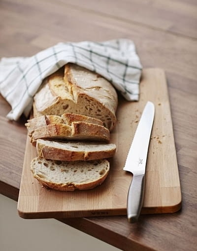 IKEA 365+. Nóż do chleba ze stali nierdzewnej (długość ostrza 23 cm). Cena: 49,99 zł. ikea, ikea 365+, nowości z IKEA, garnki ikea, sztućce, nowości