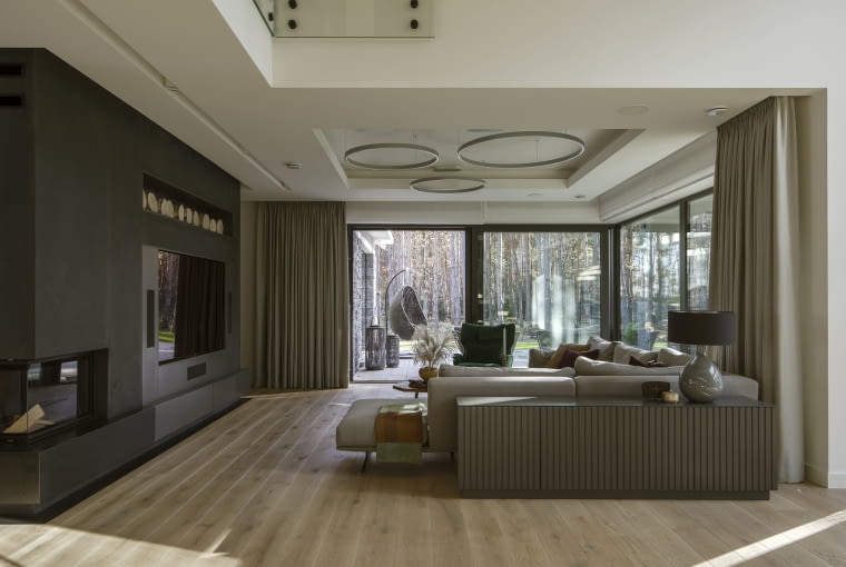 Willa w Lesie Młocińskim. Proj. Hola Design