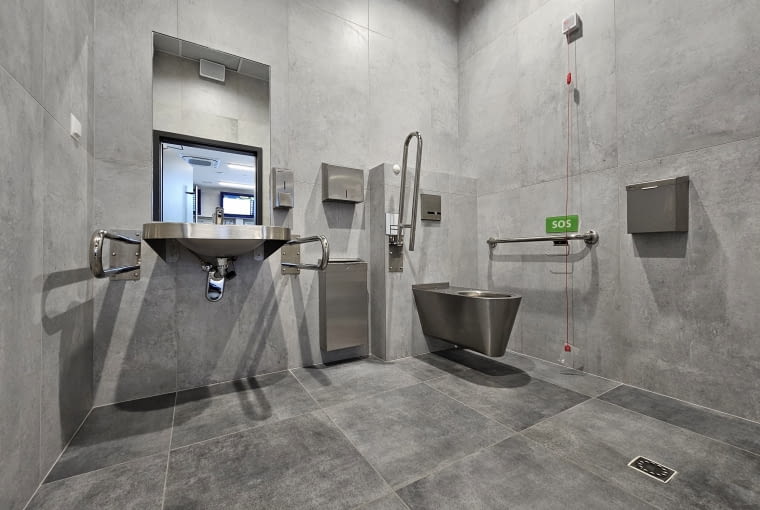 Dworzec w Tłuszczu - wnętrza Dworzec w Tłuszczu - wnętrza