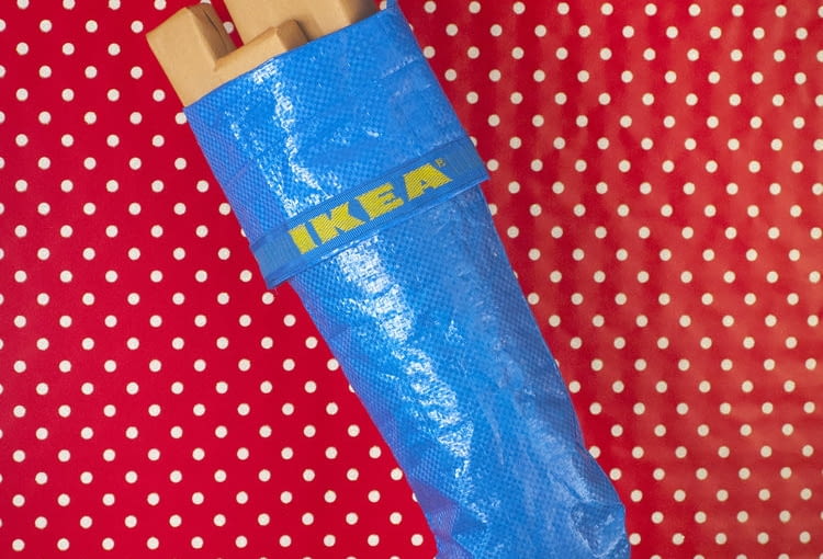 'Szwedzka skarpeta' od londyńskiej marki Bootleg Baubles 'Szwedzka skarpeta' od londyńskiej marki Bootleg Baubles