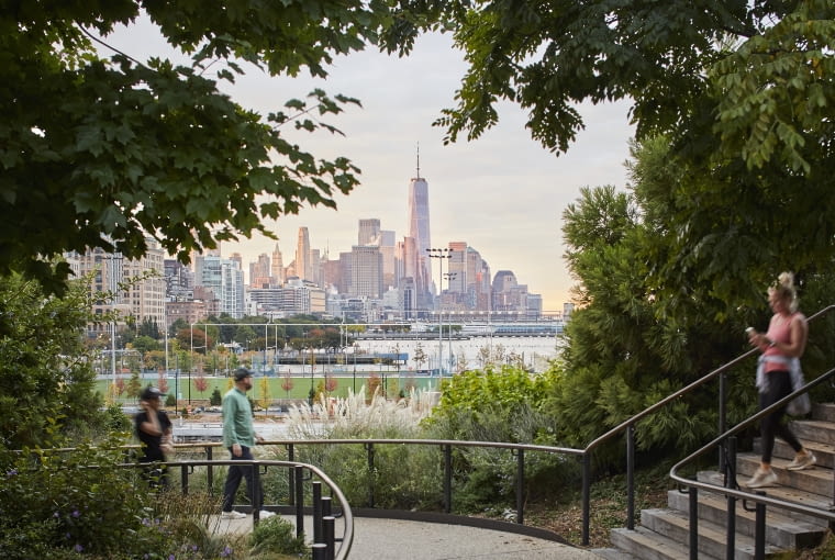 Little Island w Nowym Jorku. Proj. Heatherwick Studio Little Island w Nowym Jorku. Proj. Heatherwick Studio