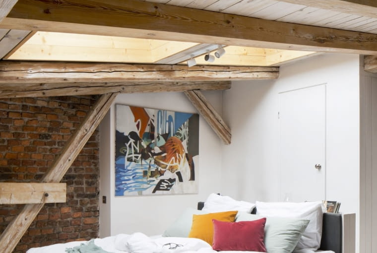 W sypialni ważne są dodatki, które dopełniają aranżację i nadają wnętrzu wyraz.