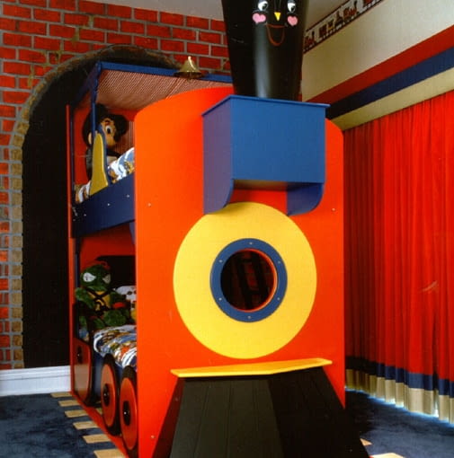 Lokomotywa. </Br>Odpowiedni projekt, kolor, trochę wyobraźni i już można ruszać w podróż!