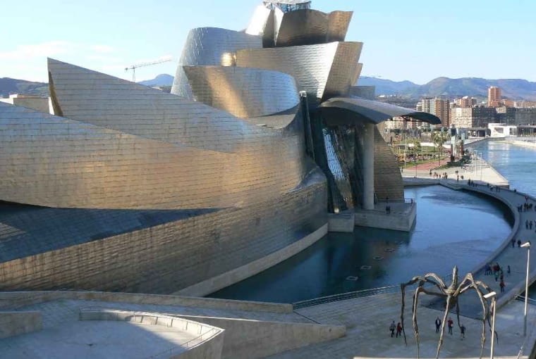 Muzeum Guggenheima architektura, top 10, hiszpania, frank gehry, bilbao, budynek