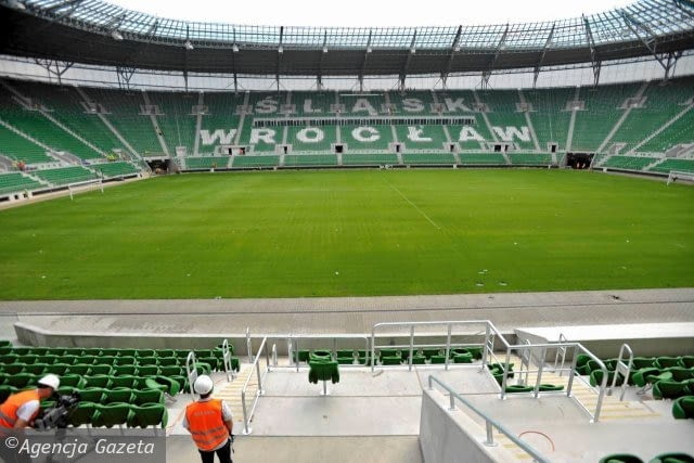 Stadiony na Euro 2012 Polska: Stadion we Wrocławiu Stadiony na Euro 2012 Polska: Stadion we Wrocławiu