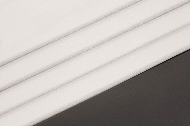 Polistyren ekspandowany (EPS) Polistyren ekspandowany (EPS)