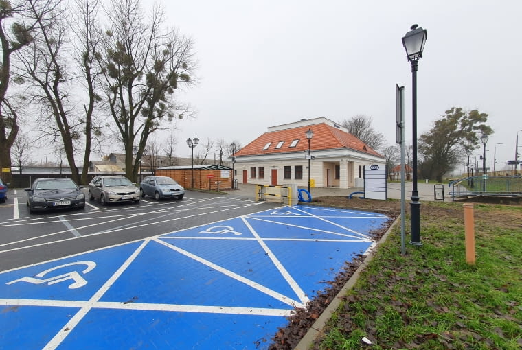 Dworzec w Płochocinie