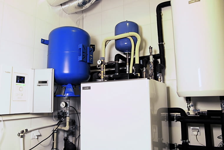 Kolejność układania instalacji w domu