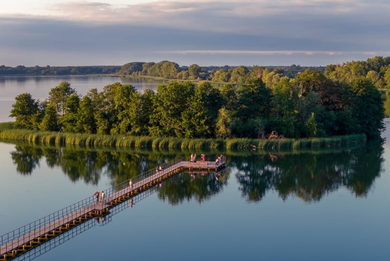 Zagospodarowanie nabrzeża Jeziora Słupeckiego