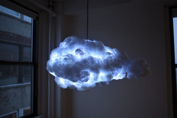 Cloud - interaktywna lampa w kształcie chmury. Proj. Richard Clarkson lampa, chmura, lampa w kształcie chmury, interaktywna lampa, oryginalna lampa