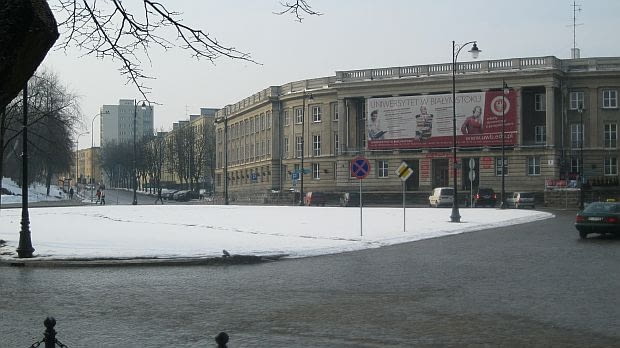 Socrealizm w Polsce: Dawny Dom Partii w Białymstoku, obecnie Uniwersytet Socrealizm w Polsce: Dawny Dom Partii w Białymstoku, obecnie Uniwersytet